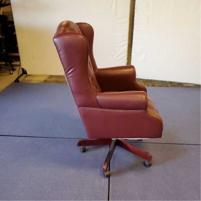 Traditional Tilter Chair